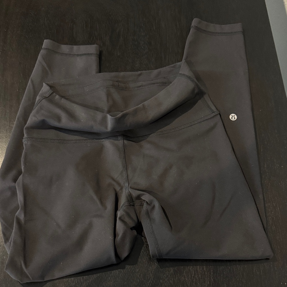 Lululemon Wunder Train 25" size 8 Black leggings